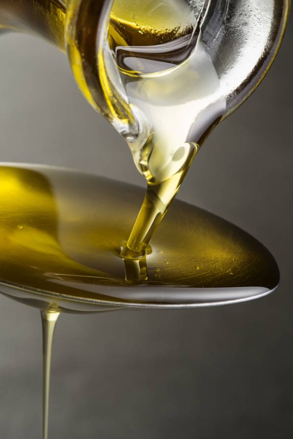 Cuillère d'huile d'olive