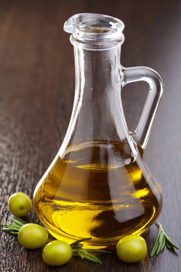 pichet d'huile d'olive vierge
